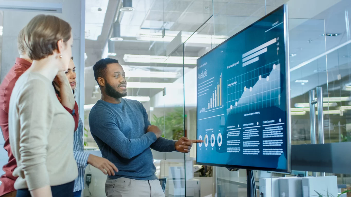Digital Signages for Business Growth: A Smart Solution for Branding and Engagement